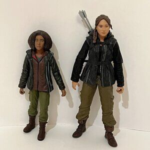 The Hunger Games Action Figures Katniss and Rue NECA 2011